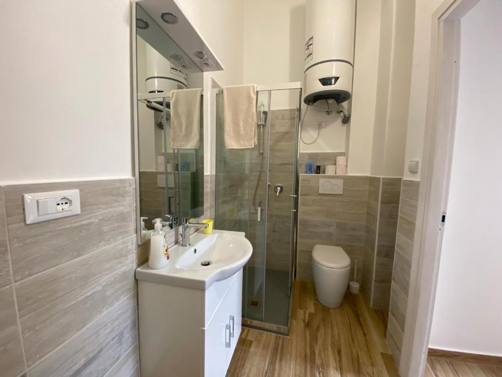 Hotel Residence Villa Nina Spotorno Εξωτερικό φωτογραφία